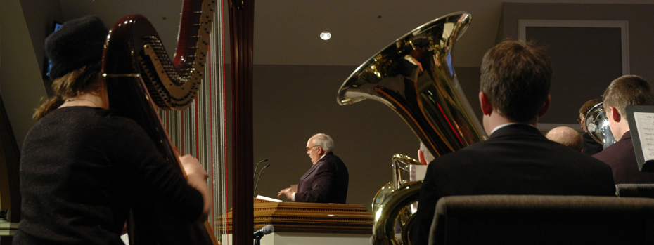 mount-calvary-baptist-service6.jpg